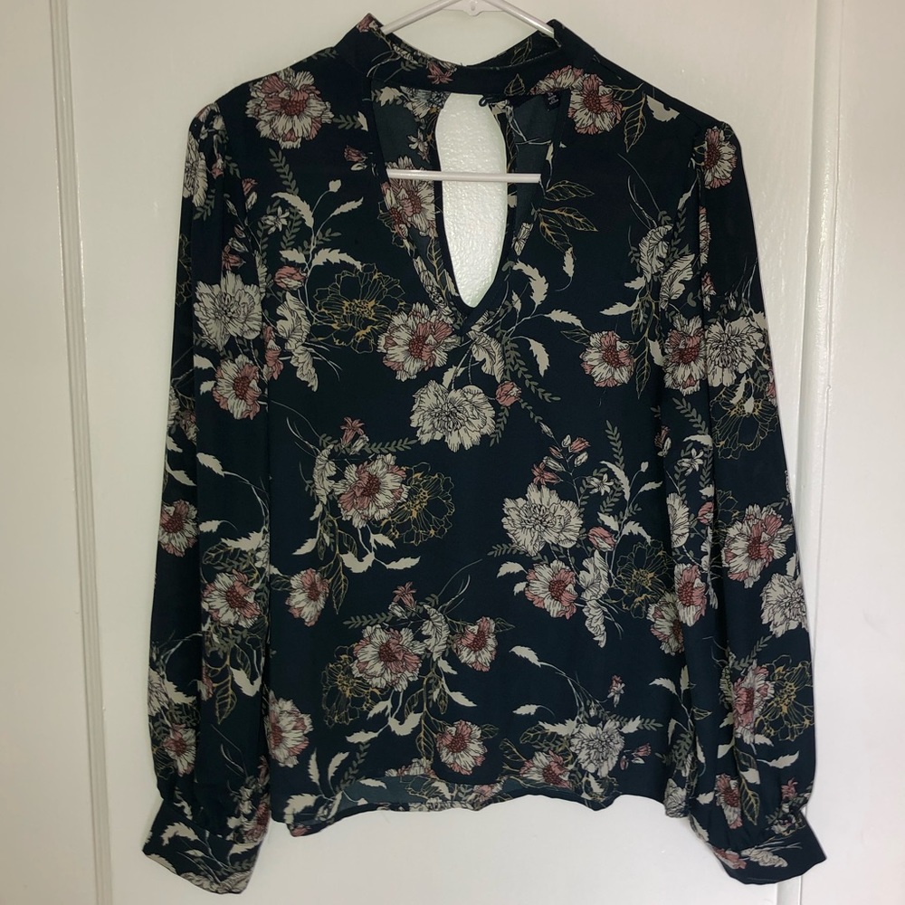 Women’s blouse